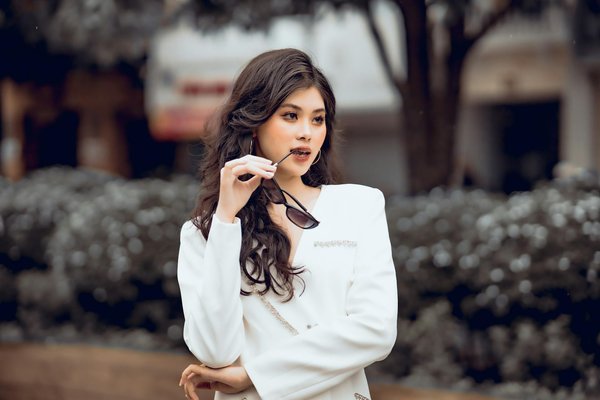 How is the UK automotive sector adapting to electric vehicle innovations?